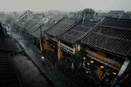 每日大赛吃瓜商业模式：内容生态终极剖析